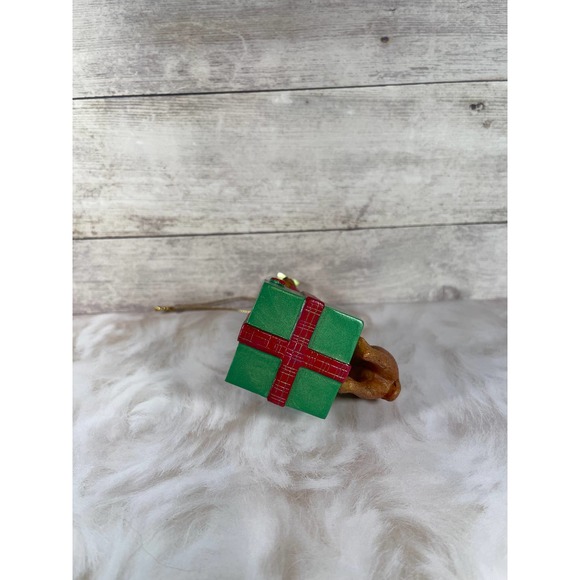 Danbury Mint Delightful Dachshunds Christmas Ornament All Wrapped Up - Picture 5 of 5